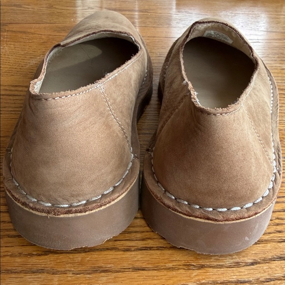 L.L. Bean Slip on Nubuck loafers Size 8 - Picture 4 of 7